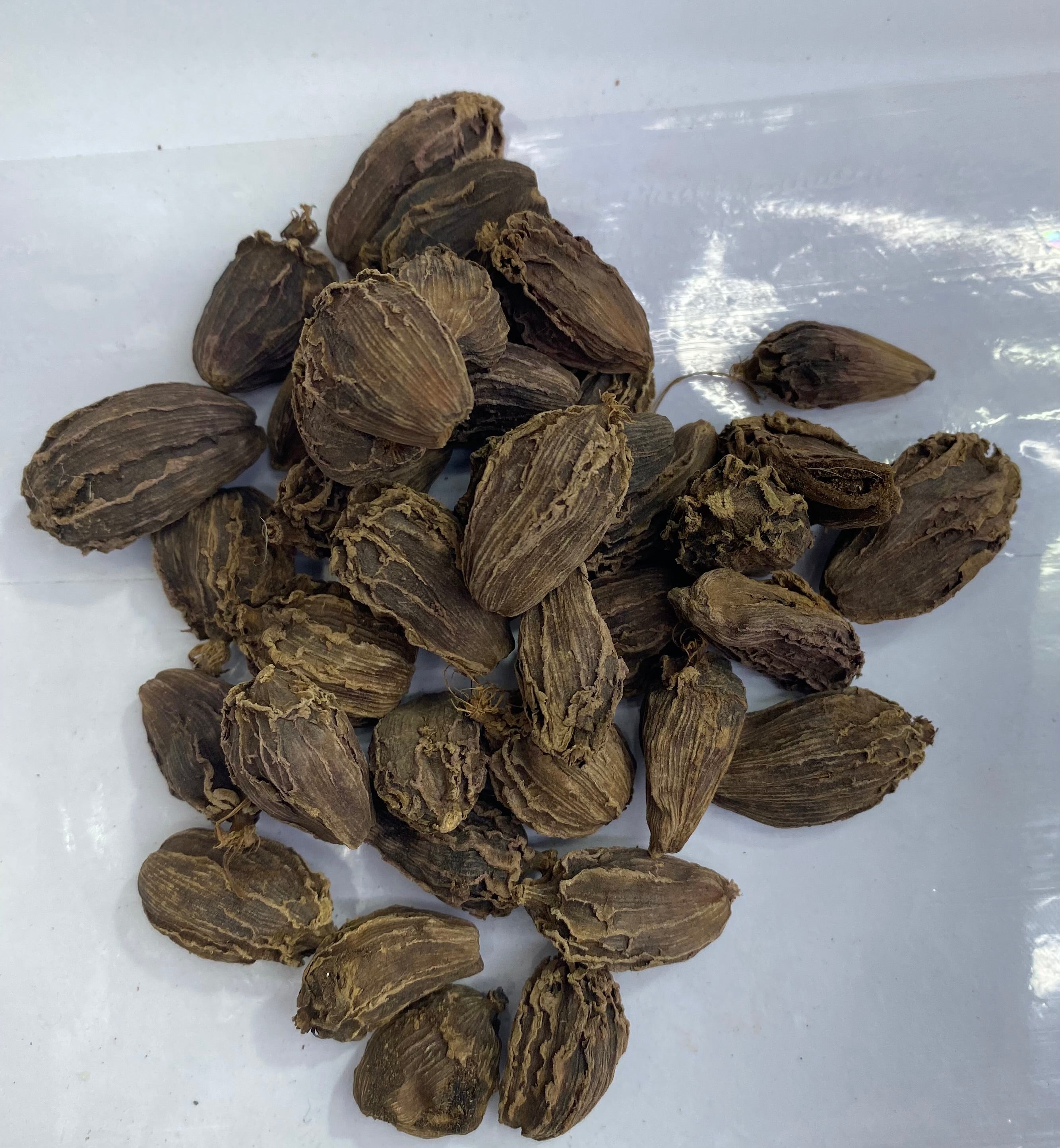 Black Cardamom (Black Elaichi)